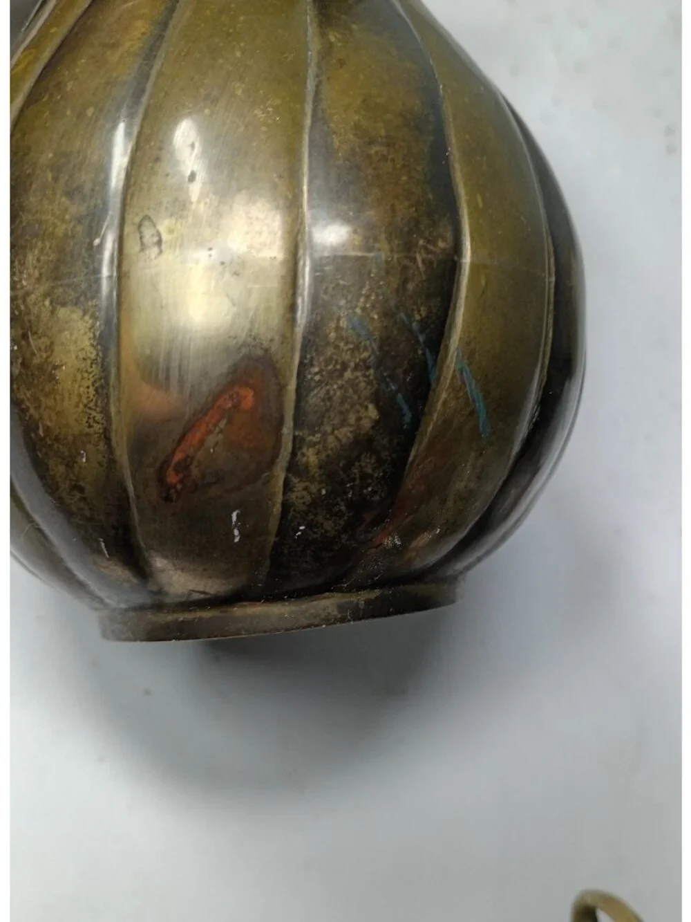 Vintage Two Tone Solid Brass Ribbed Swirl Vase 6